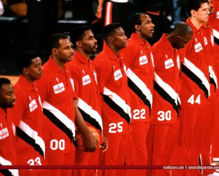 关于波特兰开拓者内部会议纪要流出——今晚队长鼓劲,欧篮联使命明确,年轻球员获得机会的信息 关于波特兰开拓者内部会议纪要流出——今晚队长鼓劲,欧篮联使命明确,年轻球员获得机会的信息