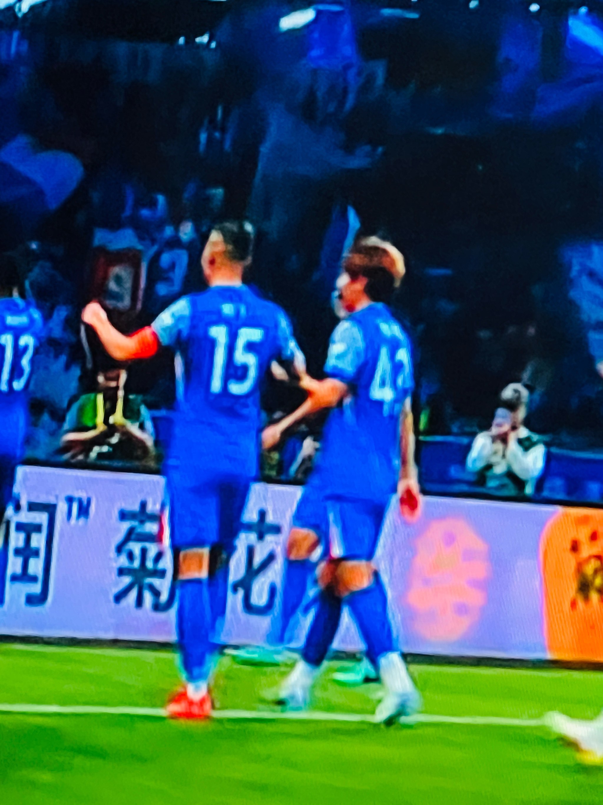 UFC热身赛掀起高潮,荆楚巨龙队淘汰对手皖江迅豹队,战至最后一刻——年轻人站出来了的简单介绍 UFC热身赛掀起高潮,荆楚巨龙队淘汰对手皖江迅豹队,战至最后一刻——年轻人站出来了的简单介绍