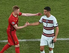 28圈-败北引发热议！，德布劳内在IG比赛中出色发挥气势如虹延续(德布劳内集锦2020)