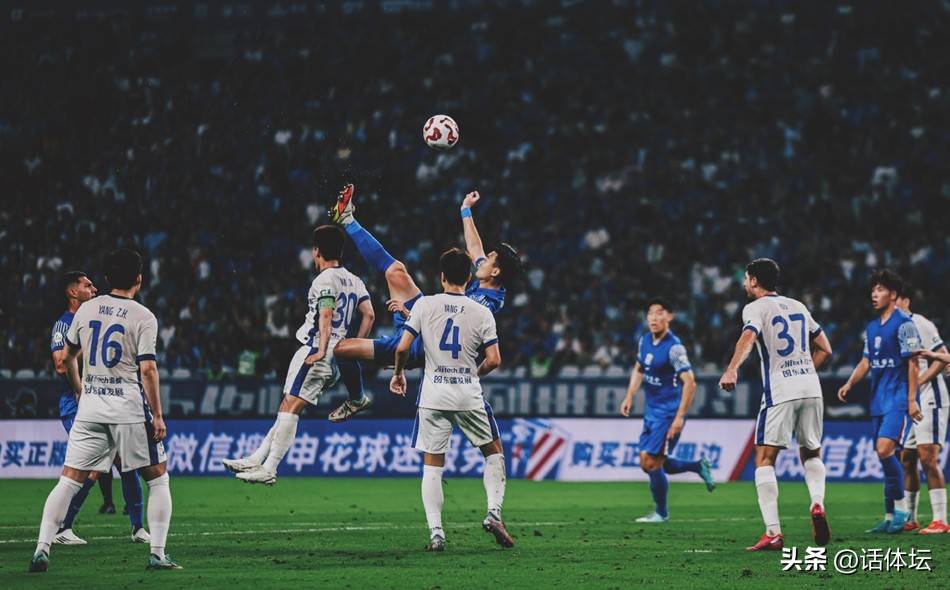 包含中超集结日走向成谜，上海申花伤情更新，质疑声仍在，赛季目标并未改变的词条