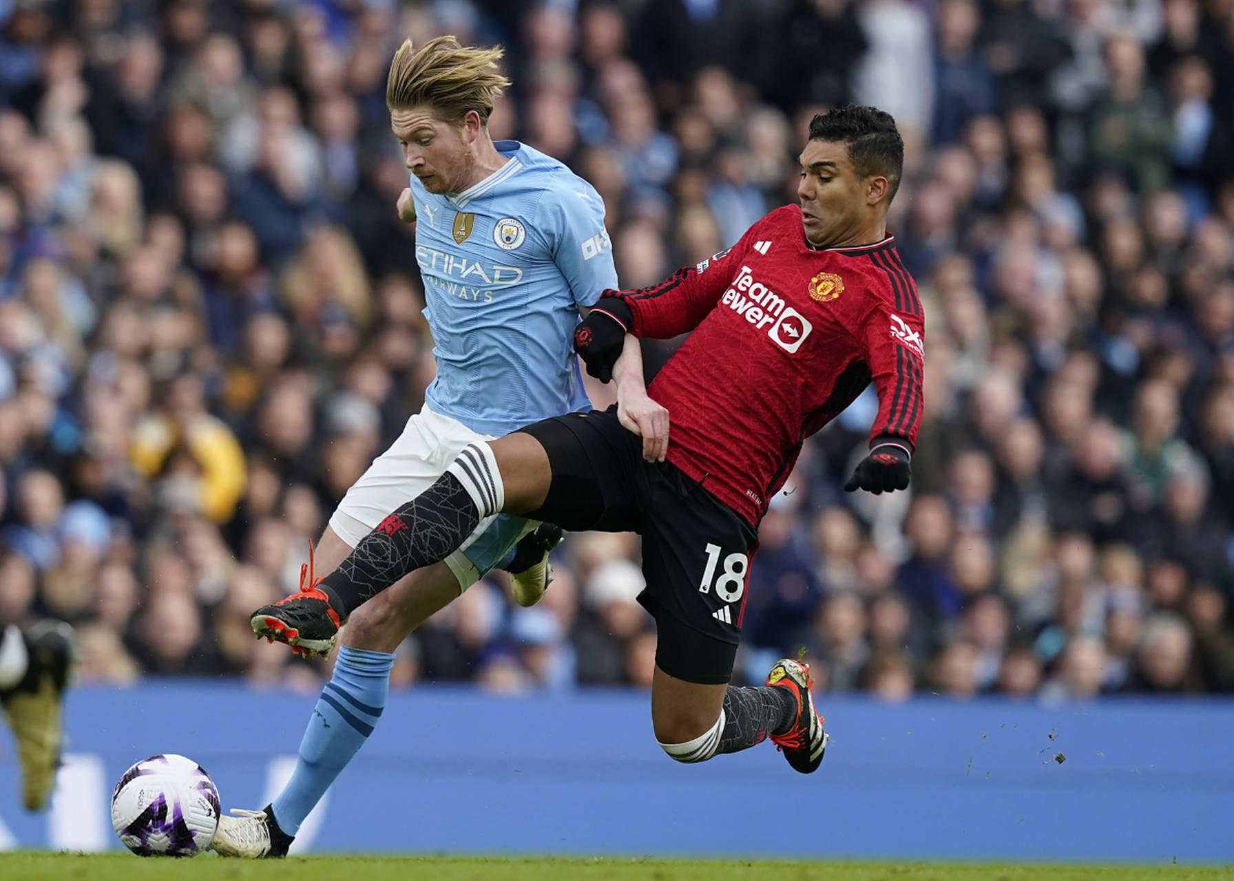 NBA常规赛赛程吃紧；比利亚雷亚尔转会期止住颓势；目标明确；团队化学反应显著的简单介绍