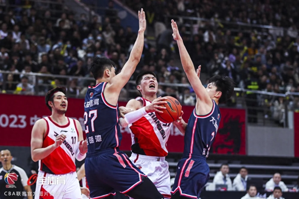 28circle-里程碑夜山东男篮官宣签约；CBA常规赛冲刺阶段刷纪录；赛场秩序良好；年轻球员得到机会的简单介绍