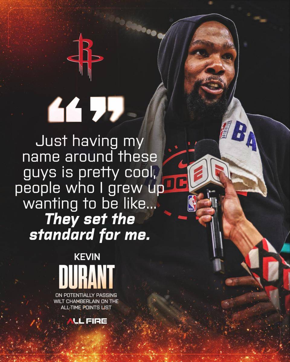 28quan-杜兰特回归赛场，挺进下一轮首场状态亮眼，西班牙队观众沸腾！的简单介绍