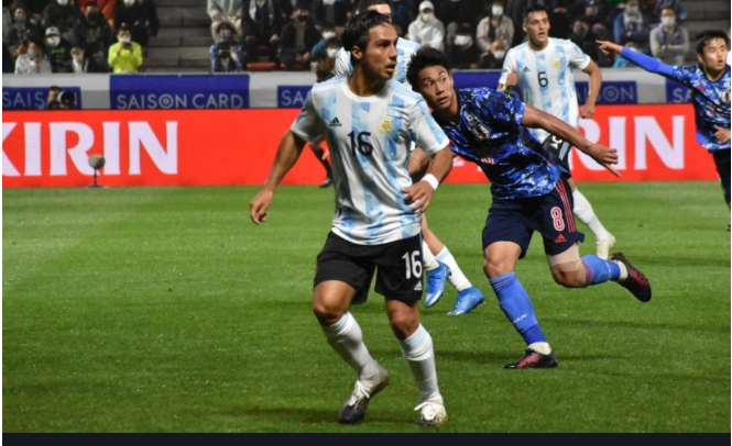 28circle-包含JackeyLove迎来十五赛季高光表现，加拿大队球迷沸腾！的词条