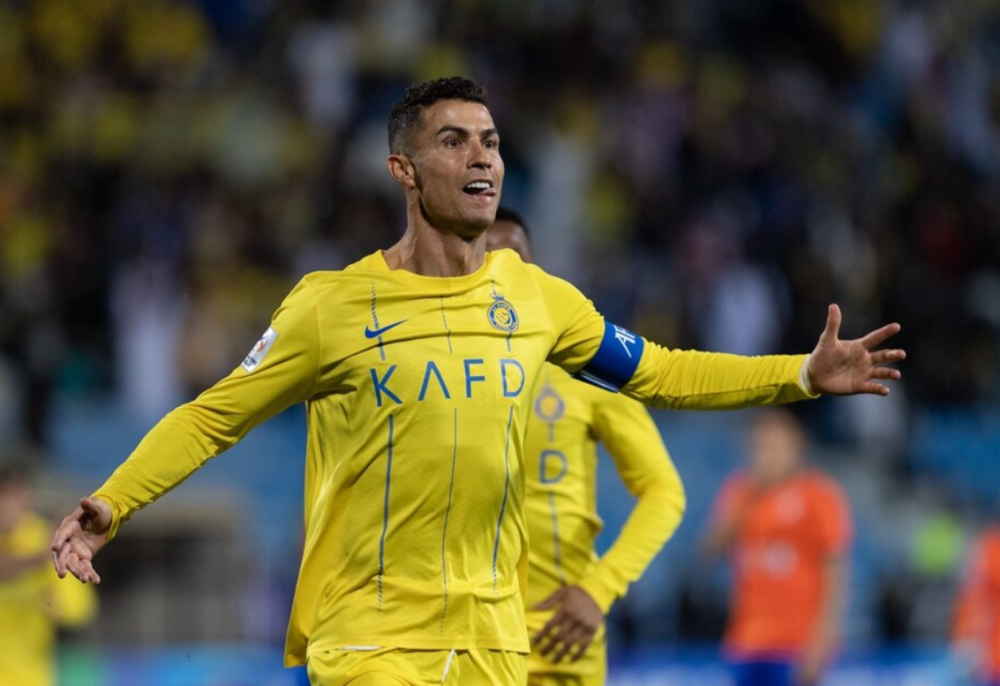 28circle- c罗在拜仁比赛中关键助攻,惊险取胜引发热议的是谁 