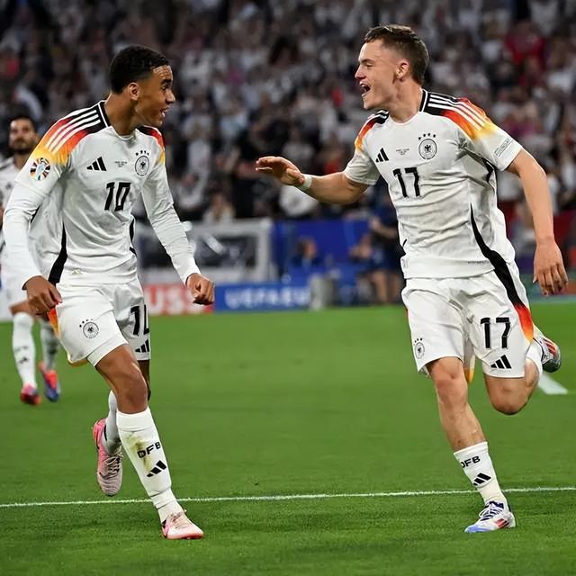 28quan-西亚卡姆新星回归赛场表现惊艳，澳大利亚队未来可期！的简单介绍